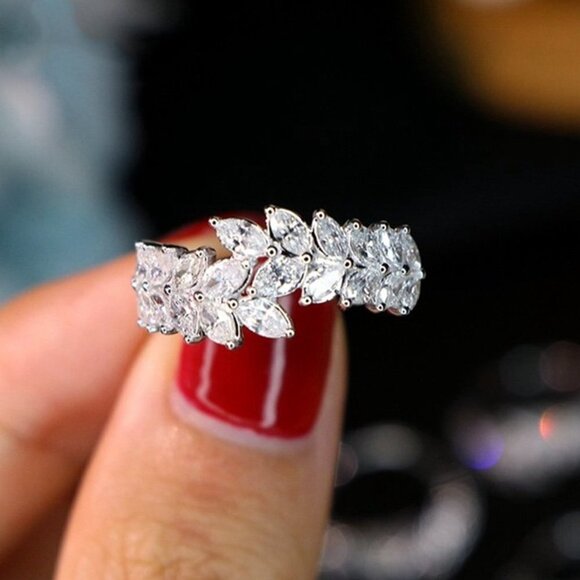 🎊 925 Silver Plated CZ Leaf Shaped Ring For Women, FB16FA1044 - Picture 7 of 8
